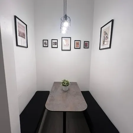 2 Bed Apartment In Central London On 3Rd Floor - Newly Refurbished - No Lift Exterior foto
