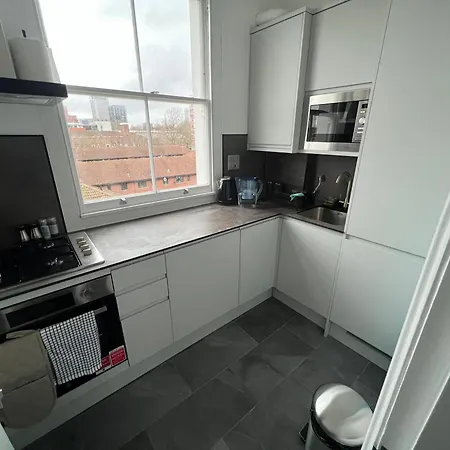 2 Bed Apartment In Central London On 3Rd Floor - Newly Refurbished - No Lift Exterior foto