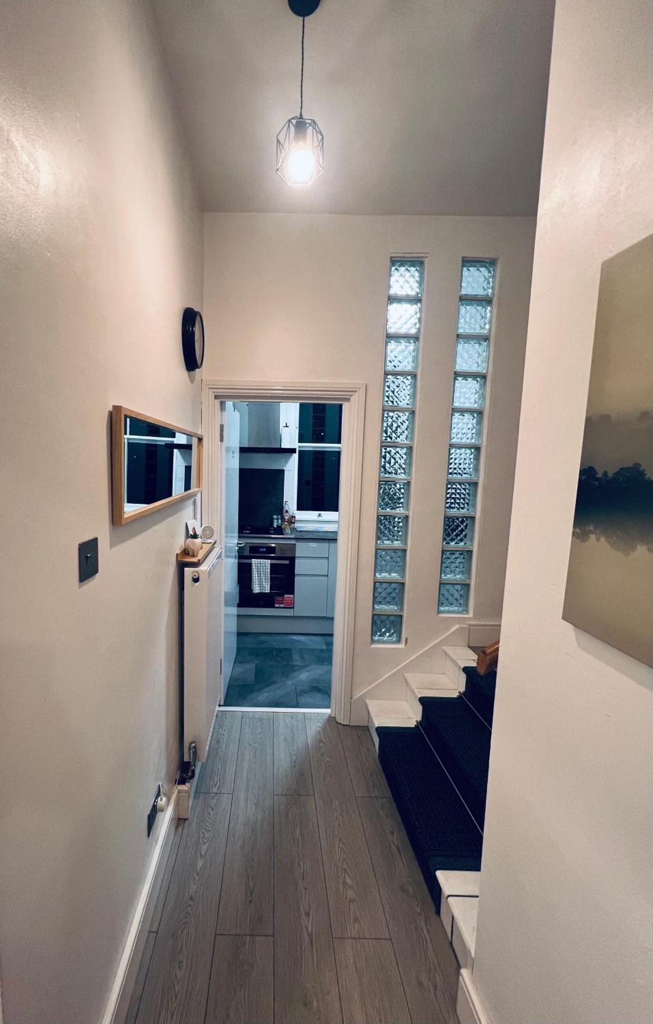 2 Bed In On 3rd Floor - Newly Refurbished - No Lift Apartamento *